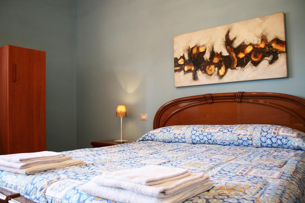 Villa Mara B&B Noto Værelse billede