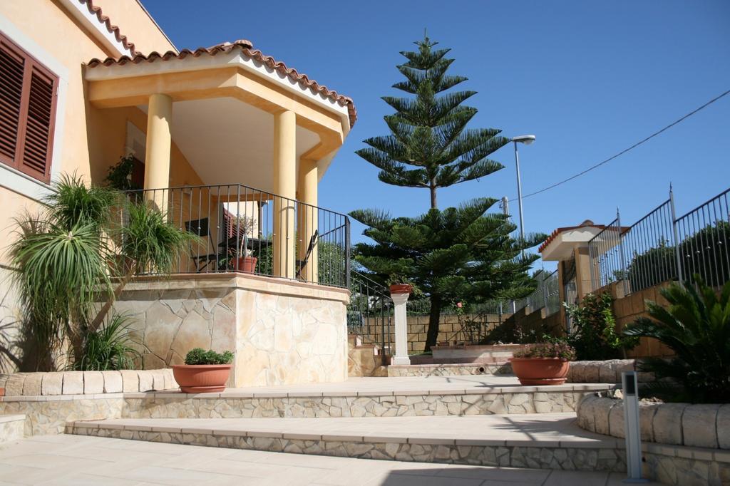 Villa Mara B&B Noto Eksteriør billede